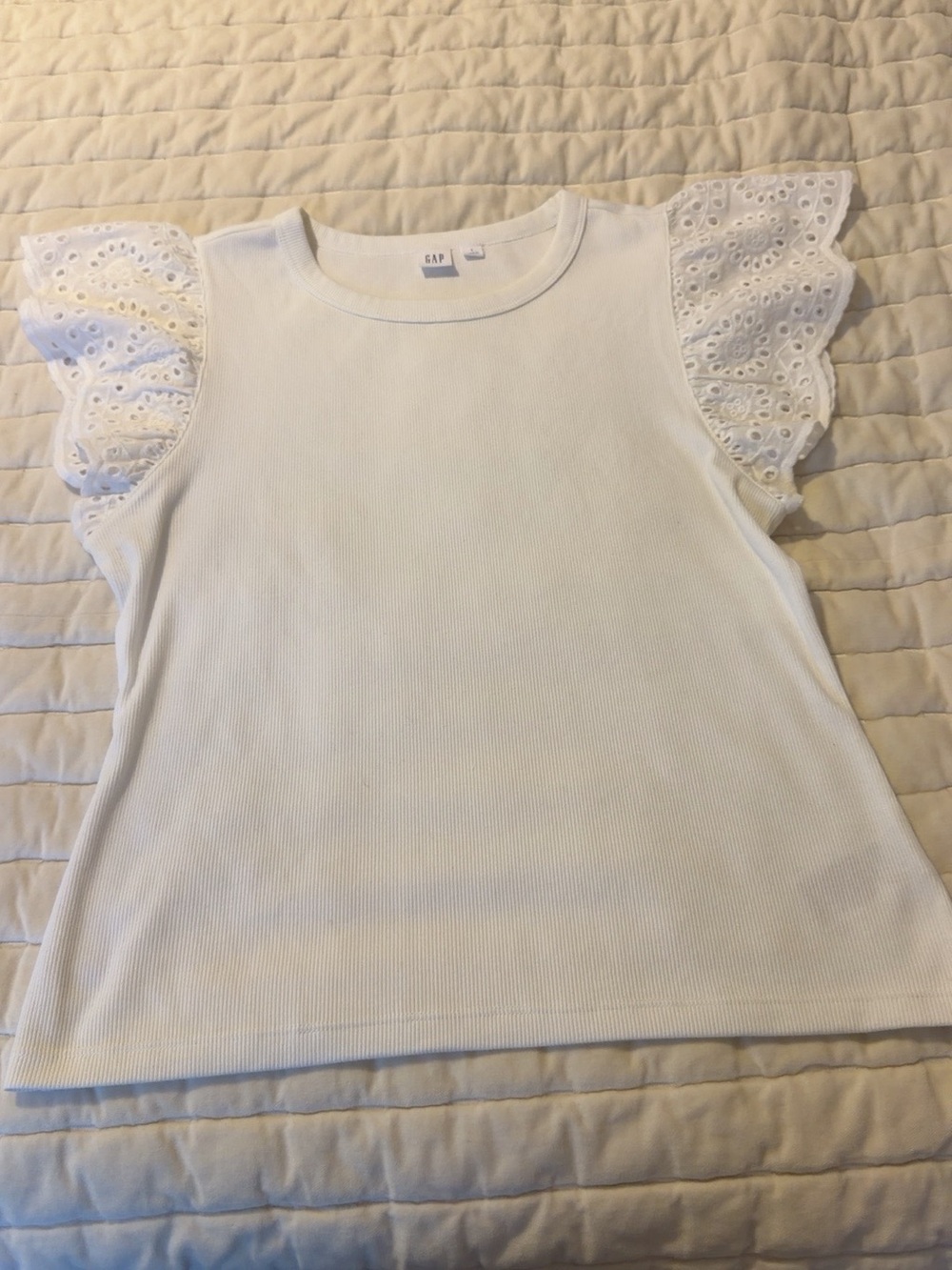 Gap White Ribbed Eyelet Flutter Sleeve Top